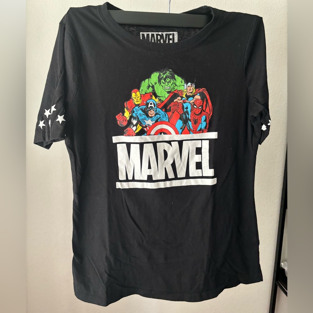 Marvel graphic shirt 🦸🏻